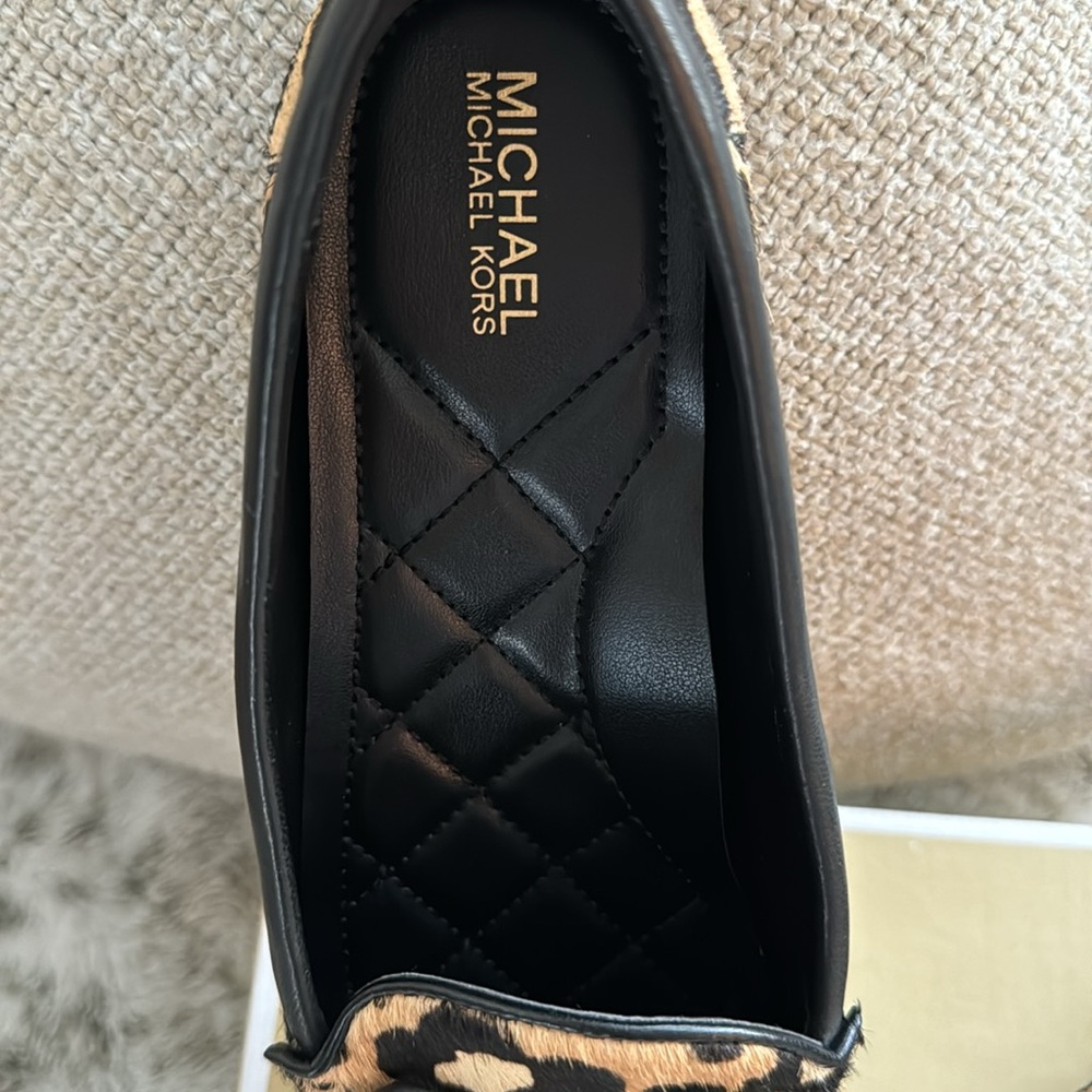 Michael Kors Juliette Moccasins - Picture 5 of 6